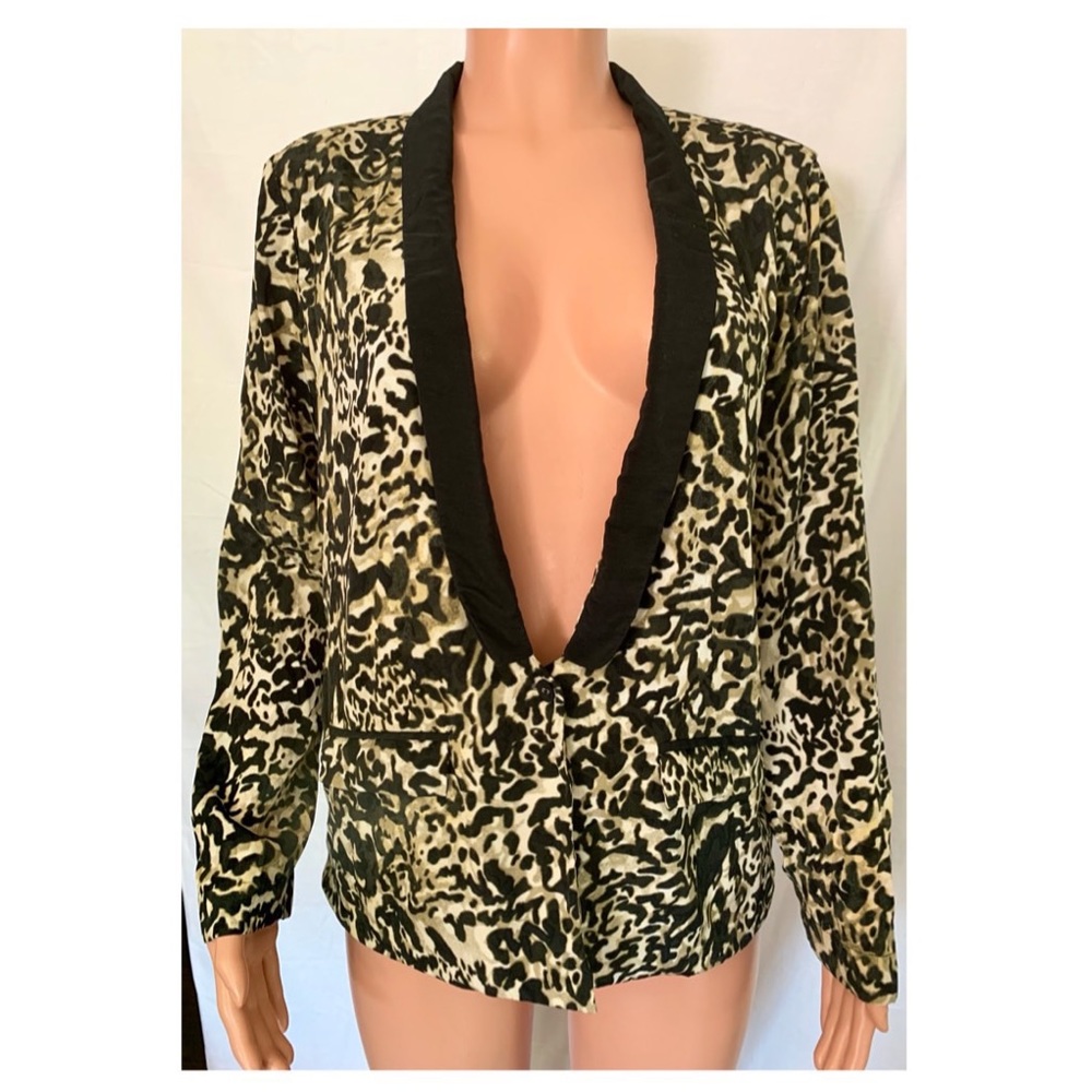 Mossimo Animal print jacket/blazer
